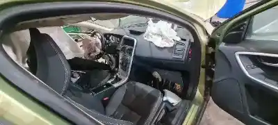 Veículo de Sucata volvo xc60 momentum awd do ano 2010 alimentado d5244t10