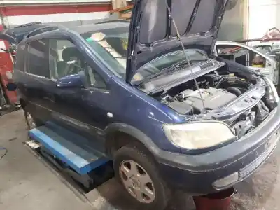 Sloopvoertuig OPEL ZAFIRA A Elegance van het jaar 2001 aangedreven Y20DTH