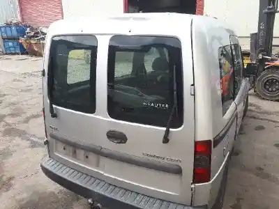 Veicolo di demolizione opel combo tour dell'anno 2004 alimentato z13dt
