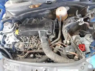 Утилизация автомобиля renault clio ii fase ii (b/cb0) authentique confort года 2005 питание 