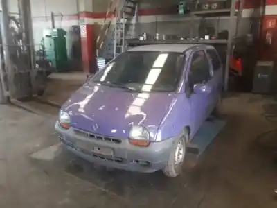 Veículo de Sucata RENAULT TWINGO (CO6) 1.2 do ano 1994 alimentado 