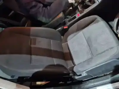 Veículo de Sucata audi a4 berlina (8e) 2.0 tdi 16v (103kw) do ano 2005 alimentado blb