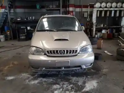 Veículo de Sucata KIA CARNIVAL TD LS do ano 2001 alimentado J3