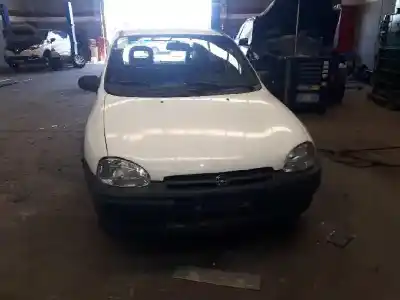 Véhicule à la ferraille OPEL CORSA B Swing de l'année 1994 alimenté C14NZ