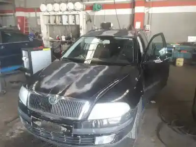 Vehicul casat SKODA                                              OCTAVIA COMBI (1Z5)                                                                                                                                                                                                                                        Elegance                                                                                                                                                                                                                                                   al anului 2006 alimentat BKC