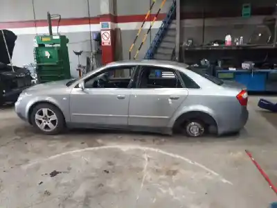 Scrapping Vehicle audi a4 berlina (8e) 1.8 20v turbo of the year 2002 powered bfb