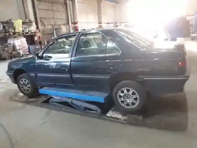 Scrapping Vehicle peugeot 405 berlina sti of the year 1993 powered rfx