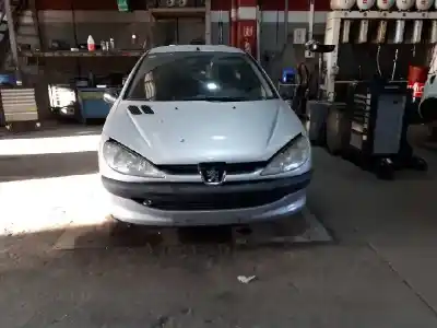 Veículo de Sucata PEUGEOT                                            206 BERLINA                                                                                                                                                                                                                                                XR                                                                                                                                                                                                                                                         do ano 1999 alimentado KFX