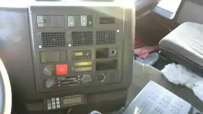 Veículo de Sucata iveco eurotech dl260 do ano 2000 alimentado f3ae0681d*a