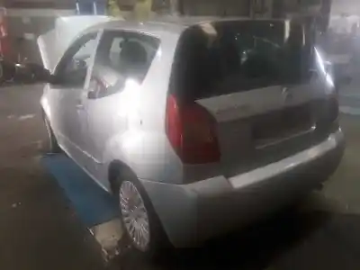 Véhicule à la ferraille citroen c2 sx de l'année 2005 alimenté 8hz