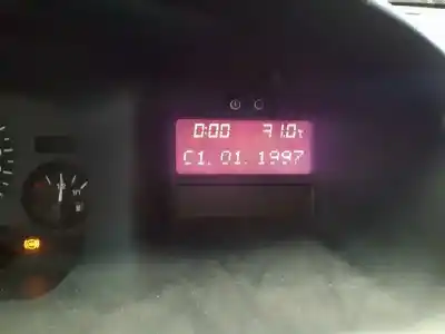 Sloopvoertuig opel zafira a elegance van het jaar 2001 aangedreven 