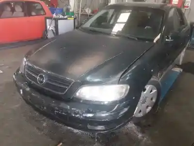 Vehicul casat opel omega b design edition berlina al anului 2000 alimentat 