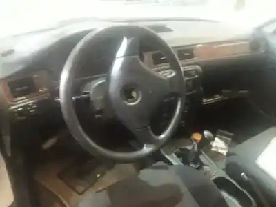 Véhicule à la ferraille HONDA CIVIC BERLINA .5 (MA/MB) 1.5 CAT de l'année 1996 alimenté D15Z3