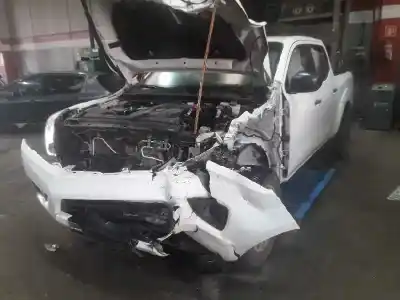 Veículo de Sucata NISSAN NP300 PICK-UP (D23) Acenta Double Cab 4x4 do ano 2018 alimentado YS23
