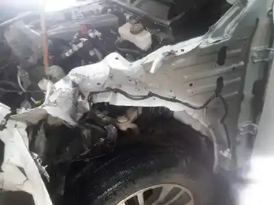 Veículo de Sucata nissan np300 pick-up (d23) acenta double cab 4x4 do ano 2018 alimentado ys23