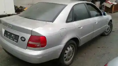 Veículo de Sucata audi a4 berlina (b5) 1.8 t do ano 2000 alimentado apu