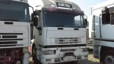 Véhicule à la ferraille iveco eurotech 440 e 34t de l'année 1999 alimenté 