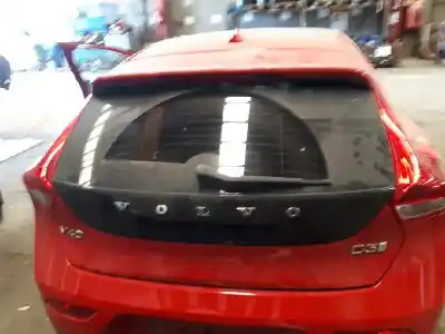 Veicolo di demolizione volvo v40 2.0 diesel cat dell'anno 2017 alimentato d4204t9