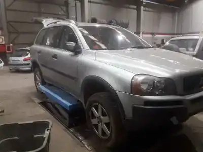 Véhicule à la ferraille volvo                                              xc90 i (275)                                                                                                                                                                                                                                               d5 awd                                                                                                                                                                                                                                                     de l'année 2004 alimenté d5244t