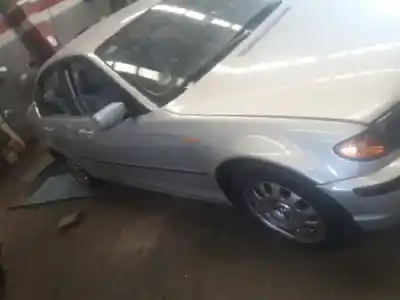 Veículo de Sucata bmw serie 3 berlina (e46) 320i do ano 2003 alimentado m54226s