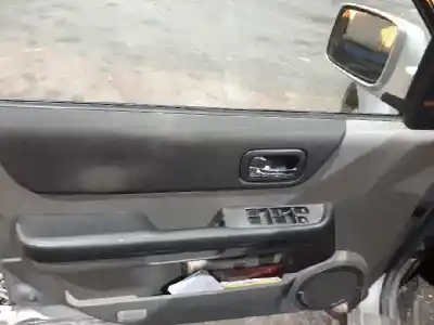 Sloopvoertuig nissan x-trail (t30) edition elegance van het jaar 2004 aangedreven yd22