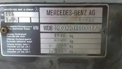 Veículo de Sucata mercedes-benz clase e (w124) berlina 220 e / e 220 (124.022) do ano 1994 alimentado 