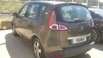 Sloopvoertuig renault scenic iii dynamique van het jaar 2009 aangedreven k9k 832