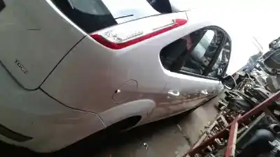 Sloopvoertuig ford focus turnier (cb4) trend van het jaar 2008 aangedreven kkda