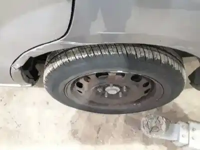 Veículo de Sucata mazda premacy (cp) active (74kw) do ano 2005 alimentado fp