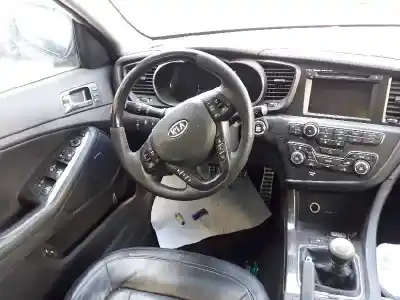Veículo de Sucata kia optima drive do ano 2012 alimentado d4fd