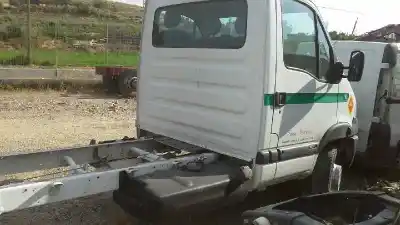 Veículo de Sucata renault mascott fg 160. 35/55/65 cabina individual do ano 2007 alimentado zd30