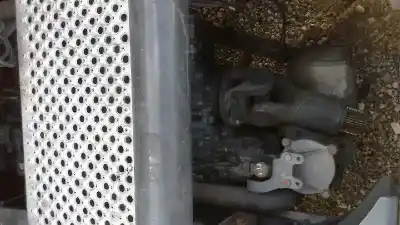 Véhicule à la ferraille renault magnum 480 de l'année 2003 alimenté etech c+j01