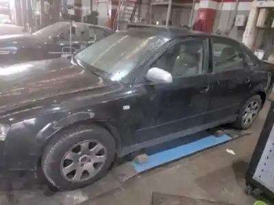 Scrapping Vehicle audi a4 berlina (8e) 1.9 tdi (96kw) of the year 2001 powered awx