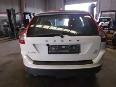 Veicolo di demolizione volvo xc60 kinetic awd dell'anno 2010 alimentato d5244t10