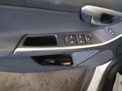 Veicolo di demolizione volvo xc60 kinetic awd dell'anno 2010 alimentato d5244t10