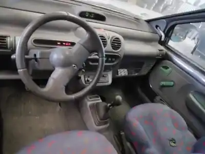 Veículo de Sucata renault twingo (co6) 1.2 do ano 1994 alimentado 