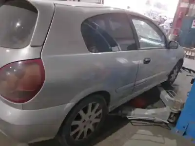 Veicolo di demolizione nissan almera (n16/e) visia dell'anno 2005 alimentato 