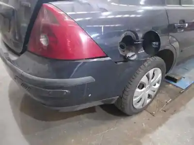 Veículo de Sucata ford mondeo berlina (ge) ambiente do ano 2002 alimentado d6ba