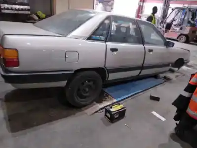 Veículo de Sucata audi 100 berlina (443) básico do ano 1989 alimentado 