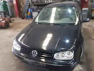 Sloopvoertuig VOLKSWAGEN                                         GOLF IV BERLINA (1J1)                                                                                                                                                                                                                                      Conceptline                                                                                                                                                                                                                                                van het jaar 1999 aangedreven AKL