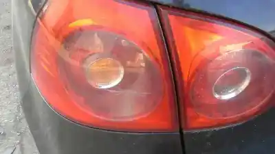 Veículo de Sucata volkswagen golf v berlina (1k1) trendline do ano 2004 alimentado bkd