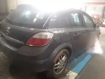 Veículo de Sucata opel astra h berlina cosmo do ano 2004 alimentado z17dth