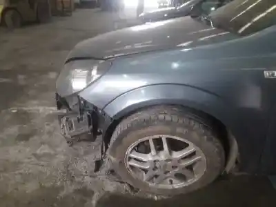 Veículo de Sucata opel astra h berlina cosmo do ano 2004 alimentado z17dth