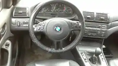 Veículo de Sucata bmw serie 3 berlina (e46) 320d do ano 2004 alimentado 20 4d 4