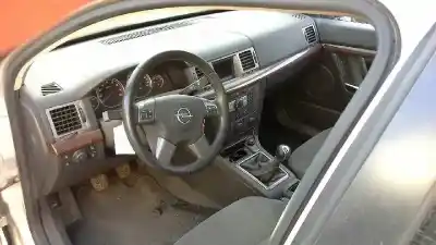 Vehicul casat opel vectra c berlina elegance al anului 2005 alimentat z22yh