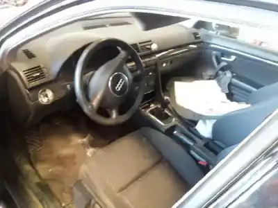 Scrapping Vehicle audi a4 avant (8e) 2.5 tdi (114kw) of the year 2006 powered aym