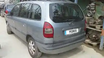 Sloopvoertuig opel zafira a elegance van het jaar 2003 aangedreven y22dtr