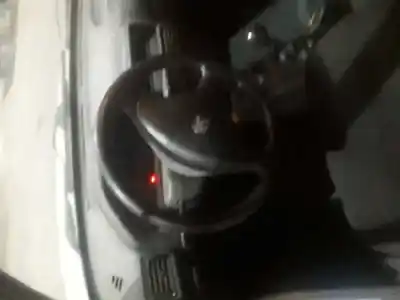 Scrapping Vehicle peugeot 106 (s2) max of the year 2000 powered hfxtu1jp