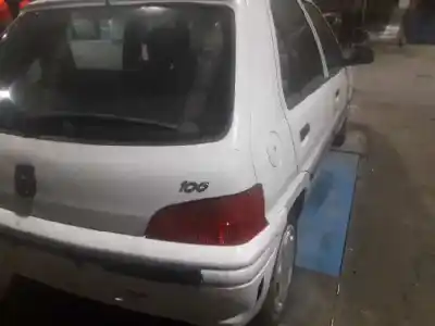 Scrapping Vehicle peugeot 106 (s2) max of the year 2000 powered hfxtu1jp