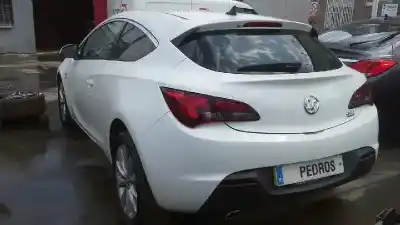 Veículo de Sucata opel astra j gtc sportive do ano 2014 alimentado a20dth